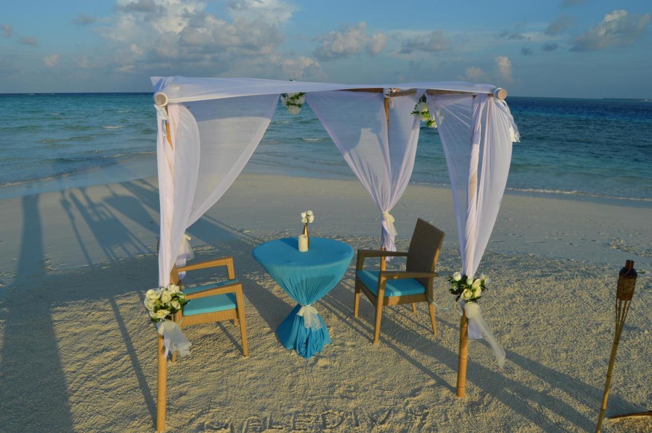 Kinan Retreat Hotel Fulidhoo Exterior photo